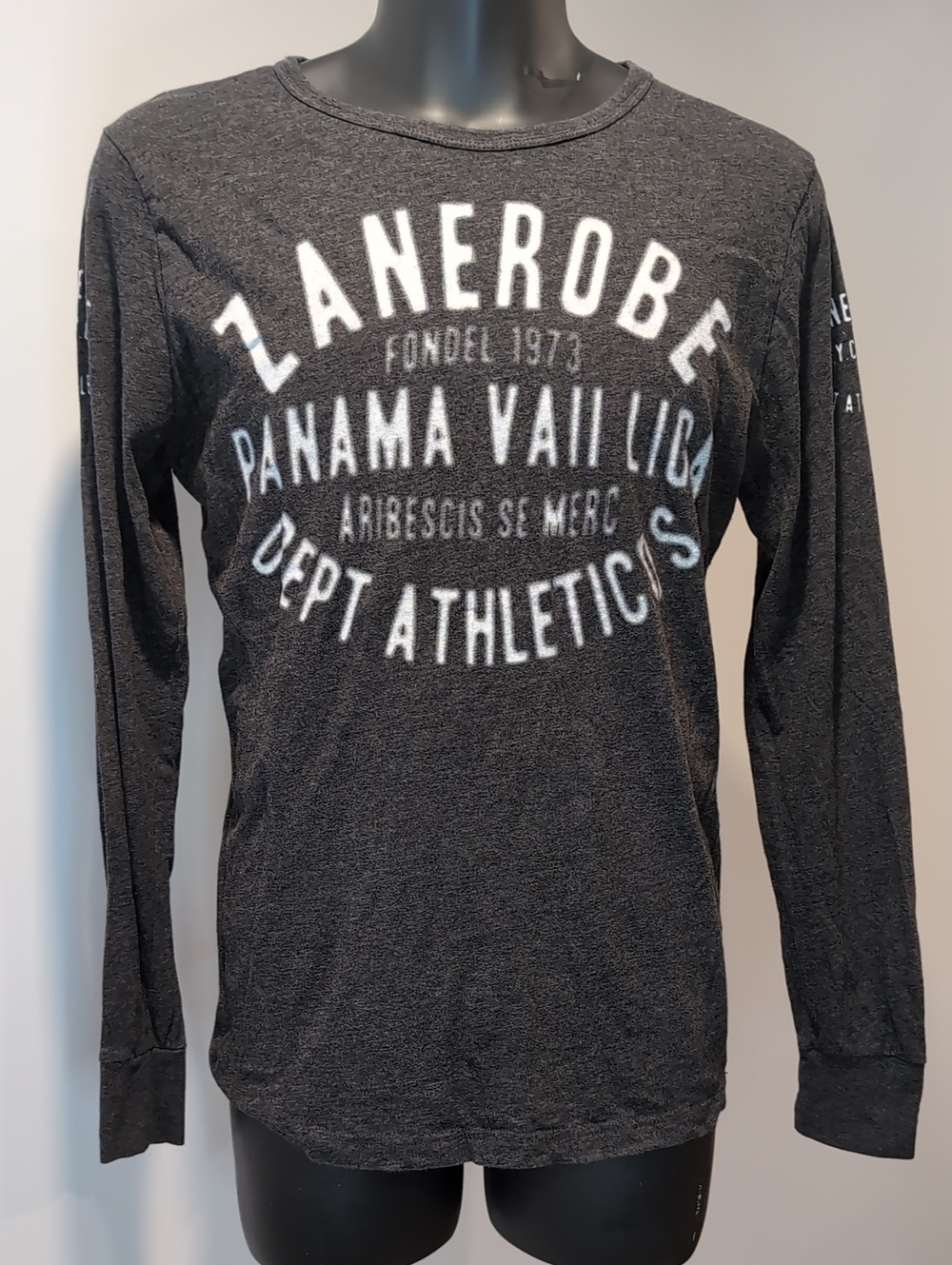 Zanerobe Grey Long Sleeve Graphic Tee Medium